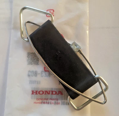 CORREA DE GOMA MONTAJE TANQUE GASOLINA HONDA CR125, CR250, CRF250R, CRF250X, BANDA DE SOPORTE Foto 1 de 2