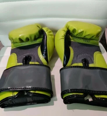 GUANTES DE BOXEO Title Kinetic Aerovent Palm gancho y bucle entrenamiento-TAMAÑO grande  Foto 1 de 3