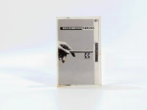 Vintage Cassette tape SCORPIONS Crazy World 1990 Canada Like New Metal - Picture 1 of 3