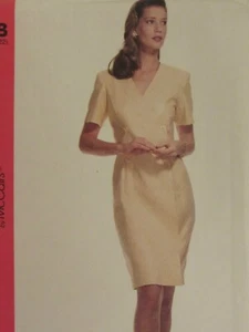 Schönes OOP McCALLS 7036 Misses Prinzessin Naht Kleid MUSTER 8-14/16-22 UC - Bild 1 von 3