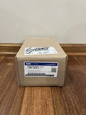 2020-2023 Lincoln Aviator Ford Explorer horn OEM L1MZ-13832-A new - Image 1 of 4