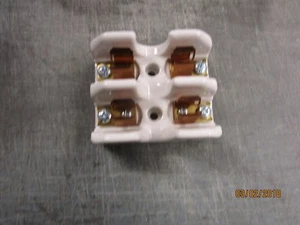 Bussmann #2604 Blocco fusibili in porcellana, 250VAC, 30A - Foto 1 di 3