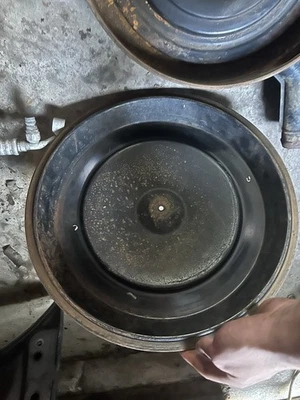 85 86 87 88 CHEVROLET GMC TRUCK 350 OEM AIR CLEANER HOUSING ASSEMBLY USED GOOD - Image 1 of 3