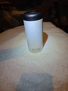 Yeti Rambler 12 oz. Colster Slim Dosenisolator weiß  - Bild 1 von 7