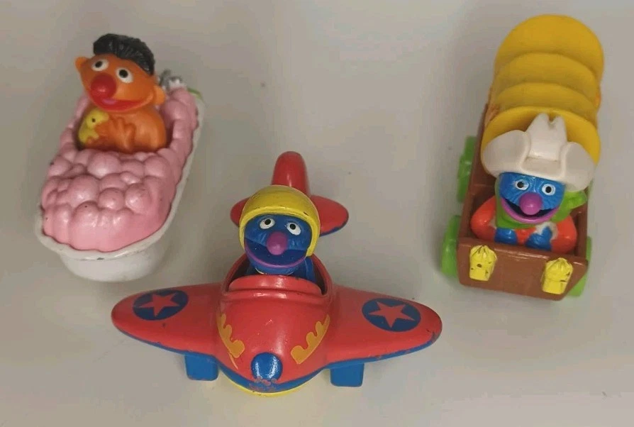 Lote De 3 Bañera Ernie Diecast Playskool Plaza Sésamo De Colección, Avión Grover/Vagón Foto 1 de 4