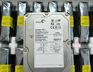 SEAGATE ST373207LW 73GB 10000 RPM ULTRA320 68PIN SCSI - Imagen 1 de 4