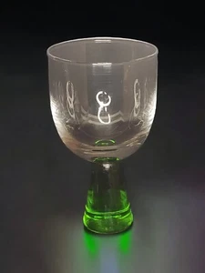 Handblown Italian Wine Water Tea Glass Goblet Green Base Art Glass Vtg Barware - Picture 1 of 6