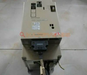 ONE Yaskawa SGDM-30AC-SD1 USED - Picture 1 of 1