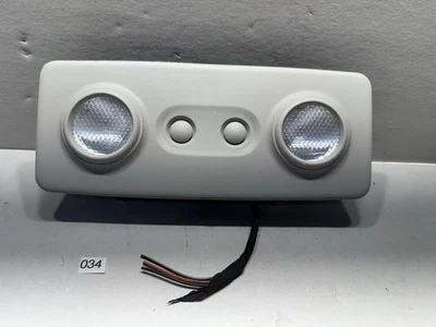 GMC Acadia 2007-2016 y Enclave techo trasero domo lámpara bisel - OEM Foto 1 de 4