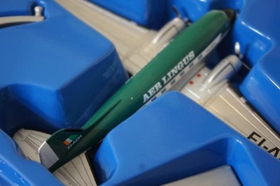 Avión fundido a presión 1/144 Corgi C-47A Aer Lingus Foto 1 de 4