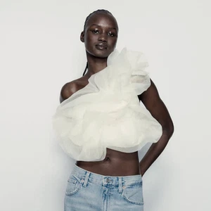 NWT Zara Women SIZE S Asymmetrical One Shoulder Organza Crop Top Shirt Rib Tulle - Picture 1 of 11