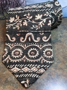 Geoffrey Beene Mens Tie Floral Grey 59” 100% Silk Fabric From Italy Made USA EUC - Picture 1 of 5