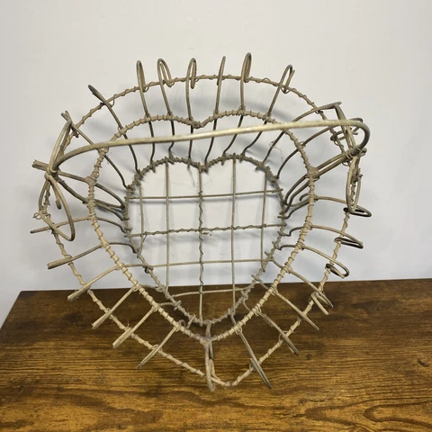 Vintage Rustic Primitive Wire Heart Shaped Basket Chicken Eggs Wedding Decor 12 Cover