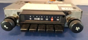 Radio de auto GM Chevrolet AM de colección - Imagen 1 de 4