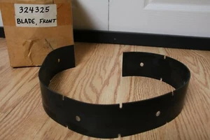 Squeegee, 25-3/4", 14 Slots A-324325 56324325 200B 200BD 200LX NILFISK ADVANCE - Picture 1 of 3