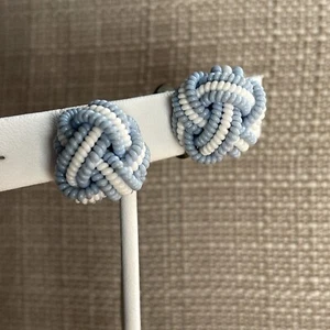 Vintage Screw Back Earrings Jewelry - White Blue Twist Knot Seed Bead Retro - Picture 1 of 12