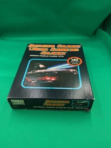 Rompecabezas de colección Battlestar Galactica Galactica Under Attack 1978 completo - Imagen 1 de 4