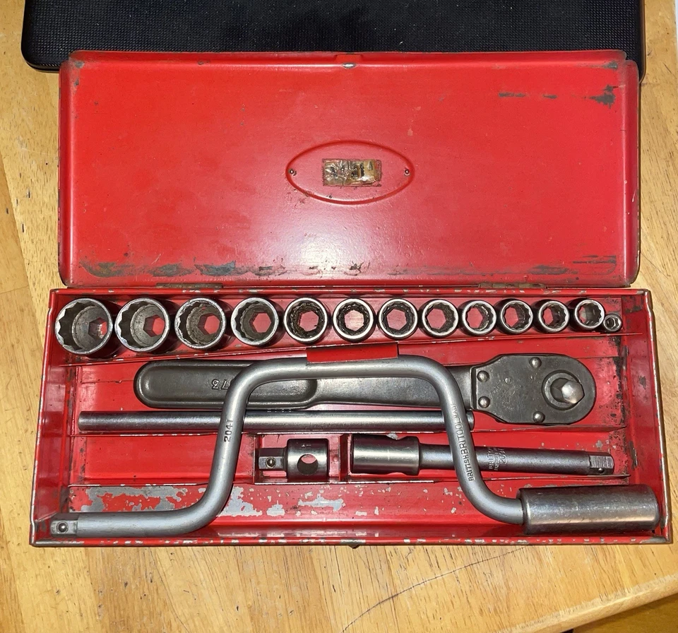 Britool 1/2 Drive Ratchet Plus Sockets Vintage Used Hexagon - Image 1 of 4
