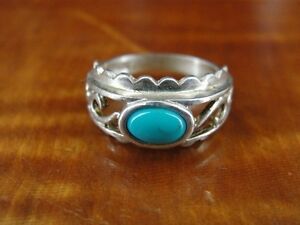 Turquoise Stone with Cut Out Swirl Design Band Sterling Silver 925 Ring Size 4
