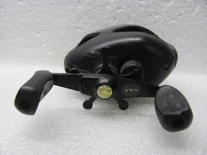 Bel mulinello usato ABU Garcia Mag Plus XT Free Spool Bait Casting mancino - Foto 1 di 5