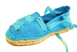 DE OSU -Spain -Girls Turquoise Espadrilles -Ribbon Laces- European -Size 8-10 - Picture 1 of 5