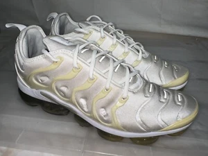 Mens NIKE Vapormax Plus White Pure Platinum Sneakers Size US 13 #28570 - Picture 1 of 17