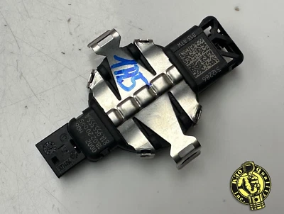 2019-2024 AUDI A4 A5 A6 A7 A8 A8L S4 S5 S6 S7 S8 Q5 Q7 Q8 WINDSHIELD RAIN SENSOR - Image 1 of 4