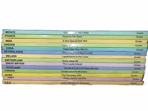 disney small world library books - Foto 1 di 15