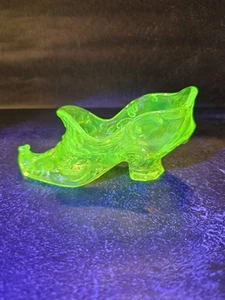 Vaseline Glass Shoe Iridescent Carnival Glass High heel mosser - Picture 1 of 14
