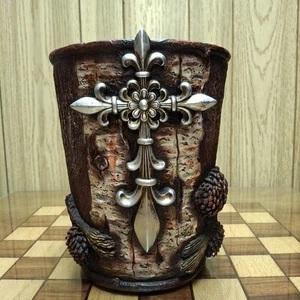Rustikaler Southwestern Le Fleur Cross mit Birke und Tannenzapfen Papierkorb Mülleimer - Bild 1 von 6