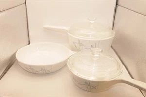 CORNING WARE RANGETOP 5 PC SET 1 PT SAUCEPAN 1 1/2 QT SAUCEPAN 7" SKILLET 2 LIDS - Picture 1 of 2