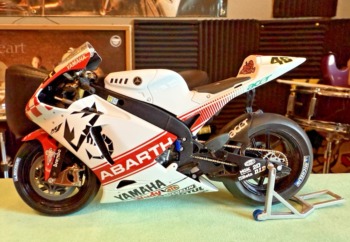 MINICHAMPS 1:12 Racing Motorcycles Vehicles for sale | eBay MINICHAMPS 1:12 Racing Motorcycles Vehicles for sale | eBay