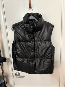 Chaqueta acolchada de cuero sintético negra de Zara talla M - Imagen 1 de 9