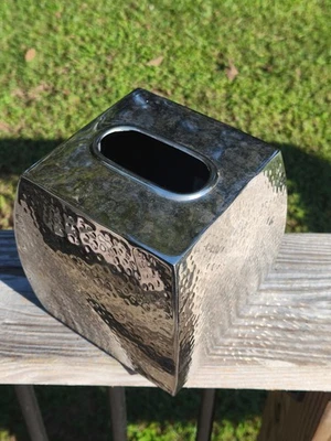 High-Shine Silver Color Hammered Tissue Box Cover - Image 1 of 4