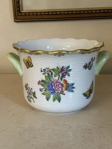 Herend QUEEN VICTORIA Large Planter Cache Pot with Handles #7302 VBO Cracked! - Picture 1 of 20