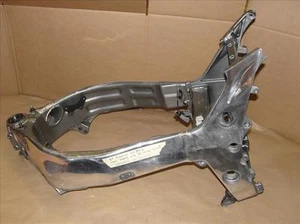 1997 KAWASAKI NINJA ZX 900 B MAIN FRAME CHASSIS ZX900 ZX900B ZX9R ZX-9R 97 - Picture 1 of 12