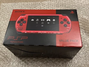 PSP 3000 PlayStation Portable Slim & Lite - Schwarz & Rot (PSPJ-30026) Vorteilspack - Bild 1 von 14