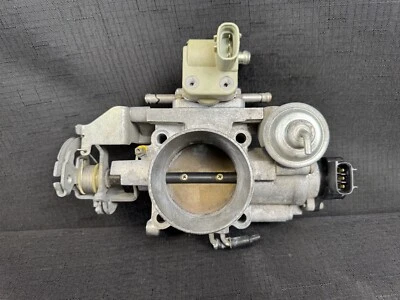 Conjunto de válvula do corpo do acelerador Toyota T100 3.4L V6 22210-62220 fabricante de equipamento original 1996-1998 - Imagem 1 de 4