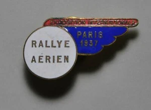 Knopfabzeichen - PARIS 1937 Luftrallye Internationale Ausstellung - Bild 1 von 2