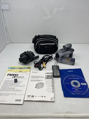 Sony Handycam DCR-DVD305 DVD Camcorder Remote CD Charger Bag Cable Microphone - Image 1 of 4