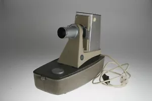 Leitz Prado SM mit KB Diaschieber mit 2,5/8,5cm Hektor - Bild 1 von 7