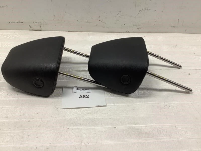2011 VOLKSWAGEN CC FRONT LEFT&RIGHT DRIVER&PASSENGER SEAT HEADREST OEM+ - Image 1 of 4