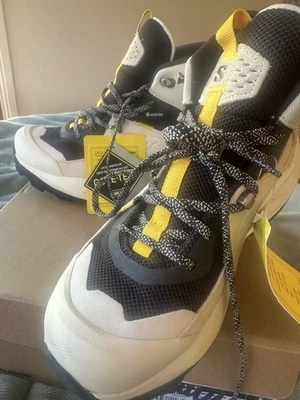 Salomon Mens USA Size 9 Elixir. Mid GTX Beige / Charl Trim All Weather Shoes - image 1 of 4