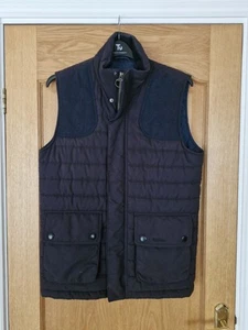 Gilet uomo Barbour Bradford piccolo blu navy imbottito trapuntato scaldacorpo - Foto 1 di 8