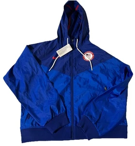 GIACCA A VENTO UOMO (M) NIKE TEAM USA OLYMPICS WIND RUNNER BLU CK5813-455 - Foto 1 di 7