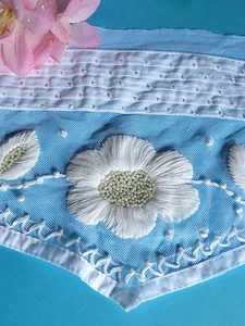 625 #Splendid Grande Application Tulle Embroidered Pearl " Edelweiss " Vintage - Picture 1 of 5