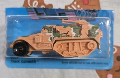 Vintage 1986 Hot Wheels Tank Gunner Action Command 9374 Cut Card - Image 1 of 3