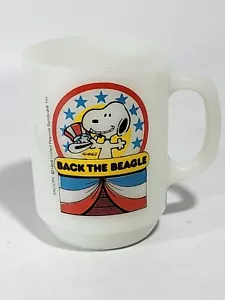 Taza Rey de Fuego Snoopy Back the Beagle #1 1980 - Vidrio de Leche Anchor Hocking - Imagen 1 de 8