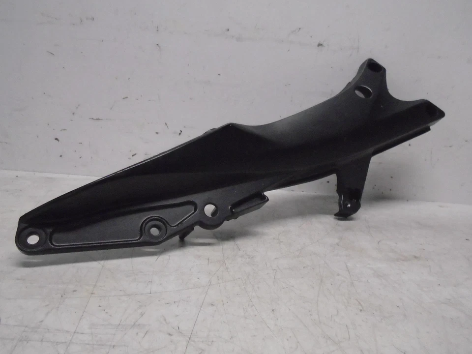 2007-2008 SUZUKI GSXR 1000 LEFT SUBFRAME RAIL - Image 1 of 1