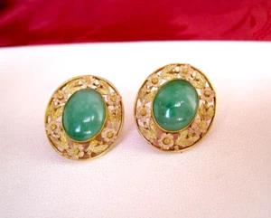VINTAGE 18K YELLOW GOLD OVAL GREEN JADE SCREW BACK FLORAL MOTIVE EARRINGS 12 GR - Picture 1 of 7